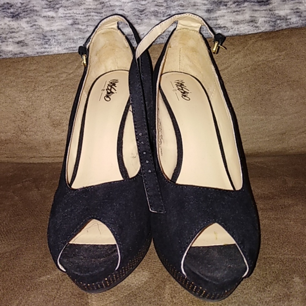 Women's size 7  heels